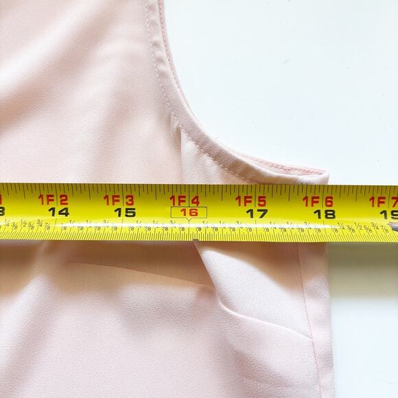 NWT Banana Republic Sz S Peach V-Neck Lightweight Sleeveless Top Flowy Dressy - Picture 5 of 9